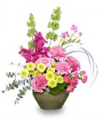 CHARMING COLLECTION flower arrangement